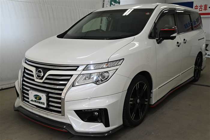 2015 Nissan Elgrand DBA-TE52