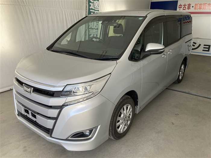 2018 Toyota Noah DBA-ZRR80G