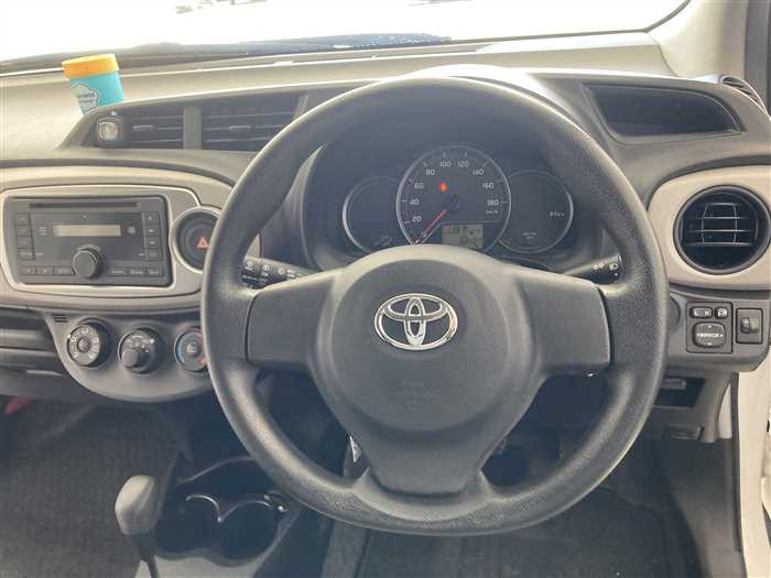 2012 Toyota Vitz DBA-NSP130 (UW-693d25a1e8194)[17]