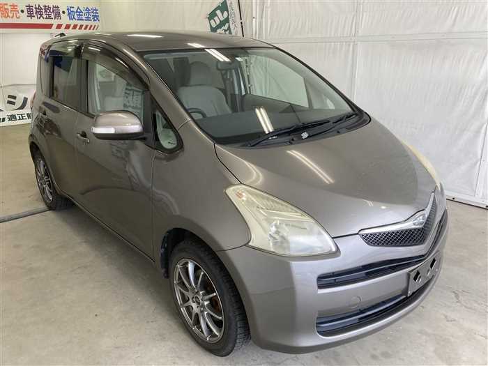 2006 Toyota Ractis DBA-SCP100