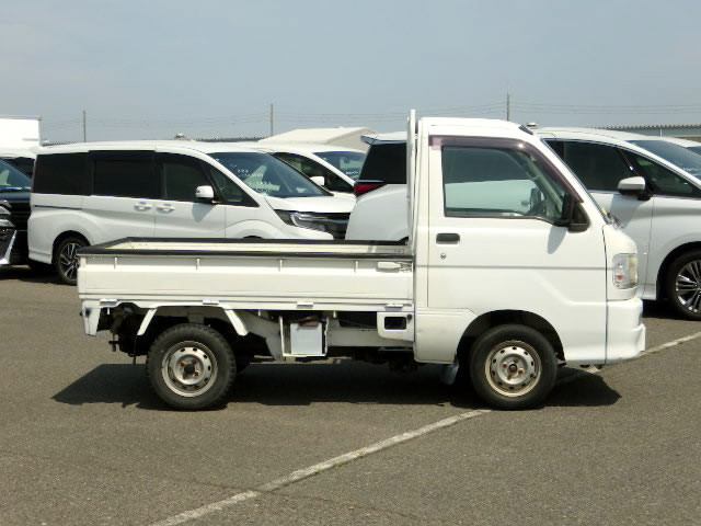 2000 Daihatsu Hijet Truck S210P (UW-6a02d7a4259f5)[2]