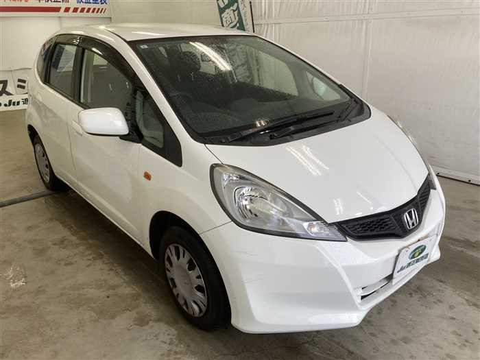 2013 Honda Fit DBA-GE6 (UW-69a693e93b1ad)[2]