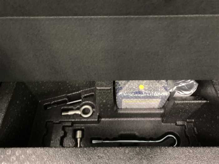 2013 Honda Fit DBA-GE6 (UW-69a693e93b1ad)[12]