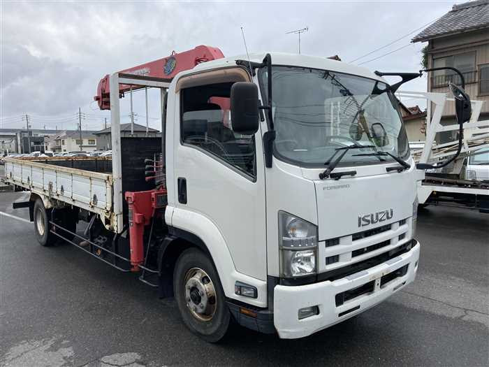 2011 Isuzu Forward SKG-FRR90S1 (UW-69b2795963177)[2]