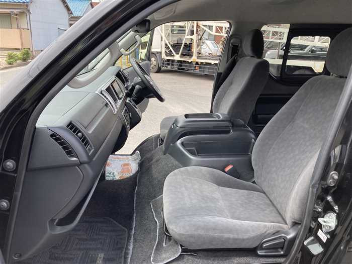 2023 Toyota Hiace Wagon 3BA-TRH214W (UW-69ad0012ebe91)[12]