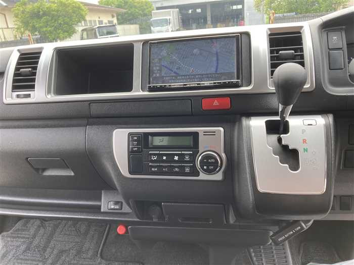 2023 Toyota Hiace Wagon 3BA-TRH214W (UW-69ad0012ebe91)[21]