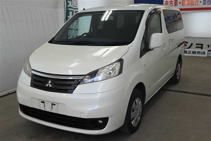 2013 Mitsubishi Delica D3 DBA-BM20
