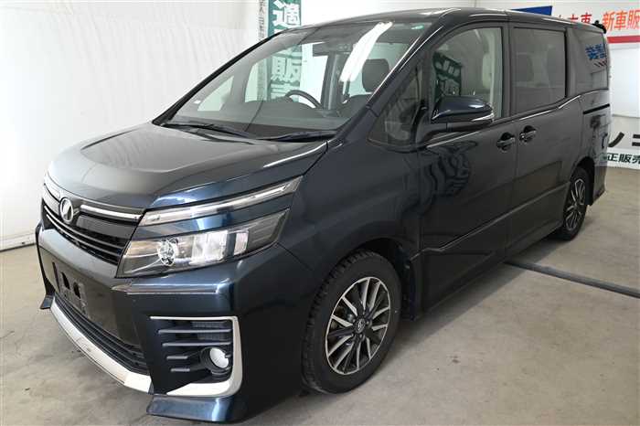 2014 Toyota Voxy DBA-ZRR80W
