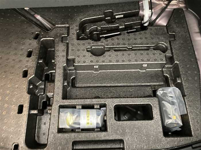 2024 Nissan Note 6AA-E13 (UW-69426911a921c)[11]