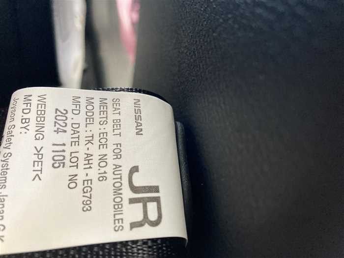 2024 Nissan Note 6AA-E13 (UW-69426911a921c)[24]