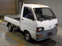 1995 Mitsubishi Minicab Truck U42T