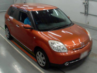 2010 Mazda Verisa DC5W