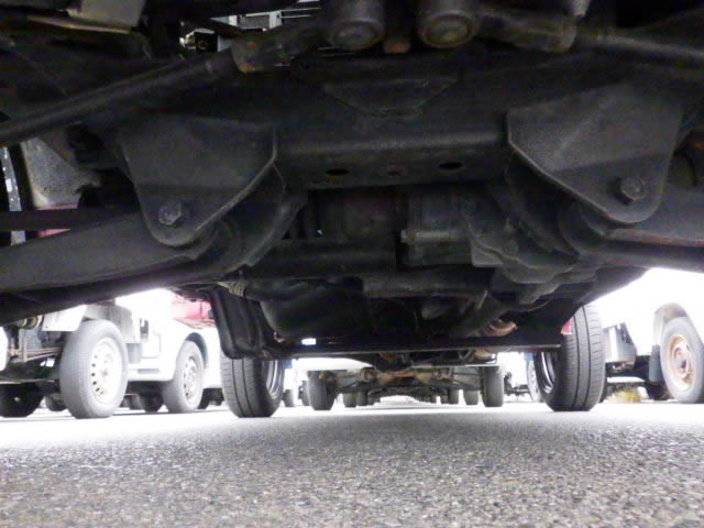 2000 Daihatsu Hijet Truck S210P (UW-6943838c5901e)[24]