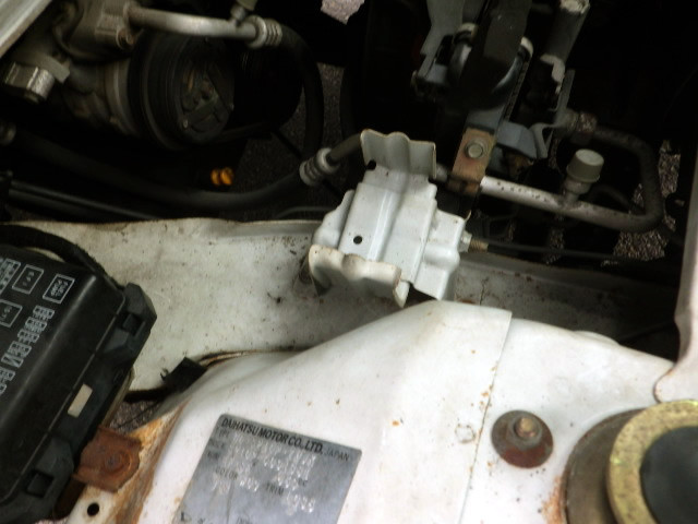 2000 Daihatsu Hijet Truck S210P (UW-6943838c5901e)[20]