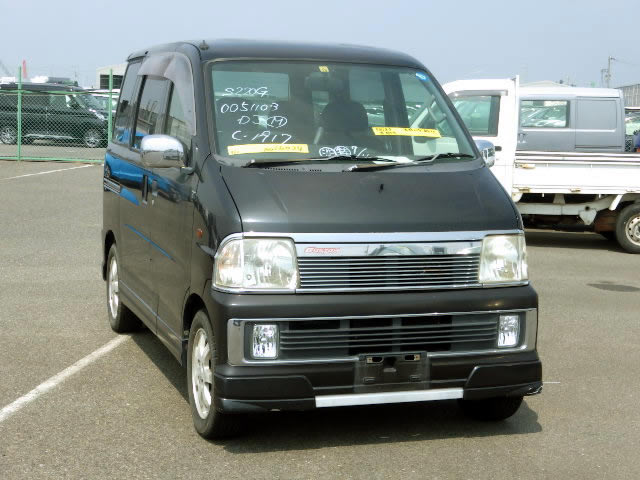 2001 Daihatsu Atrai Wagon S220G