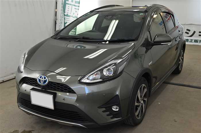 2019 Toyota Aqua DAA-NHP10H