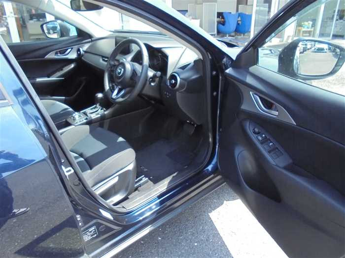 2020 Mazda CX-3 DKEFW (UW-69b2791e2143e)[9]