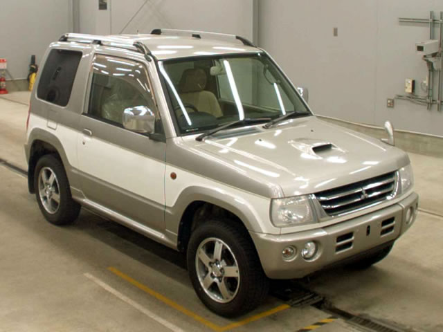 2004 Mitsubishi Pajero Mini H58A