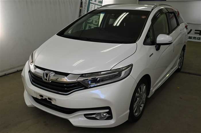 2015 Honda SHUTTLE DAA-GP7