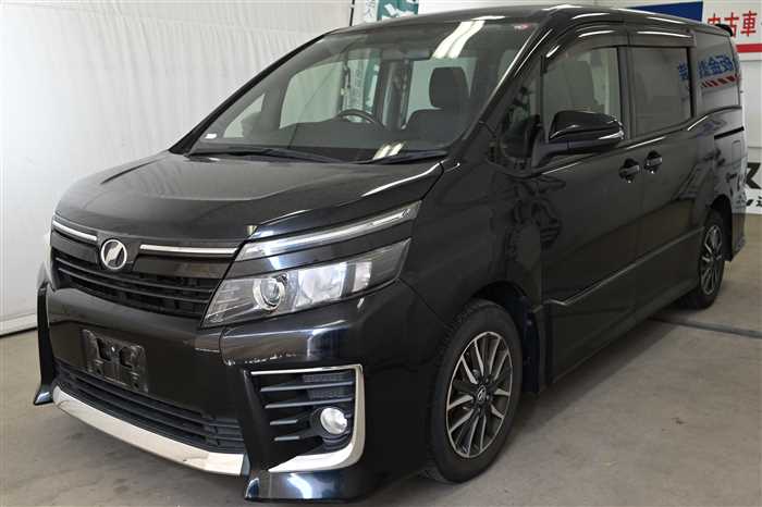 2014 Toyota Voxy DBA-ZRR80W
