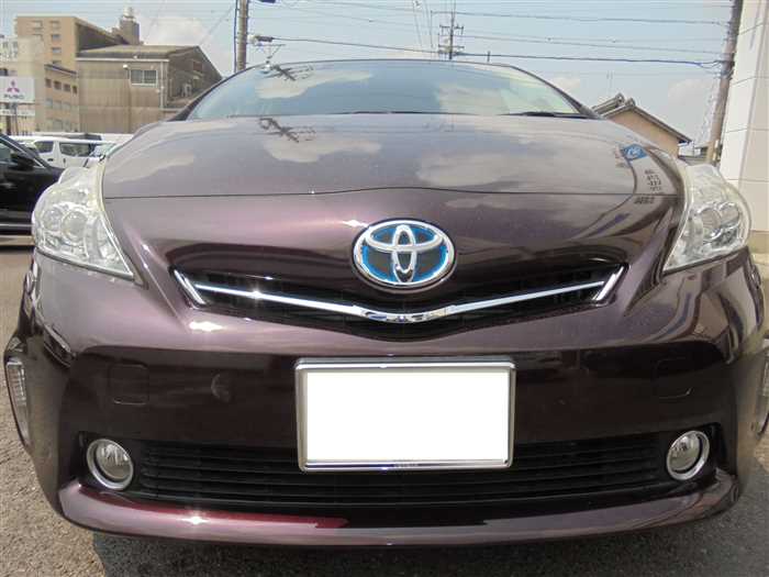 2014 Toyota Prius alpha ZVW41W