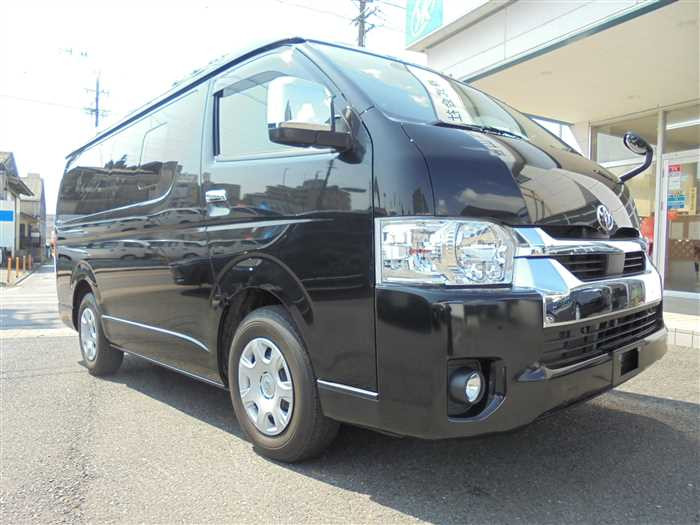 2022 Toyota Hiace Wagon TRH214W (UW-69ad001ff2f7d)[1]