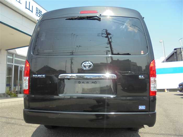 2022 Toyota Hiace Wagon TRH214W (UW-69ad001ff2f7d)[5]