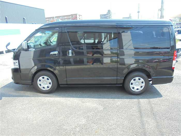 2022 Toyota Hiace Wagon TRH214W (UW-69ad001ff2f7d)[6]