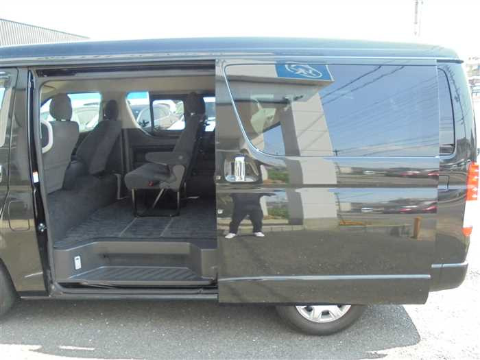 2022 Toyota Hiace Wagon TRH214W (UW-69ad001ff2f7d)[10]