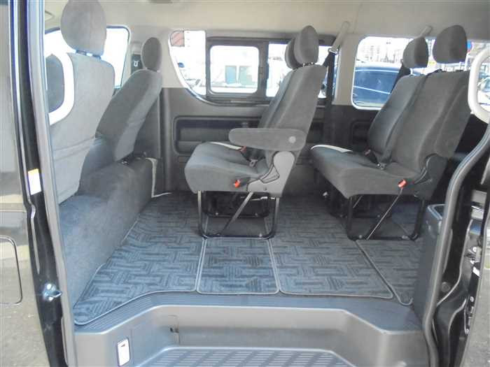 2022 Toyota Hiace Wagon TRH214W (UW-69ad001ff2f7d)[11]