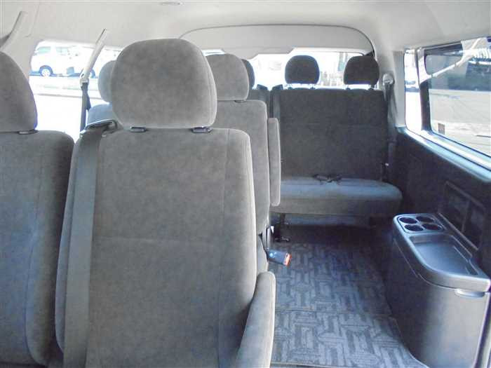 2022 Toyota Hiace Wagon TRH214W (UW-69ad001ff2f7d)[13]