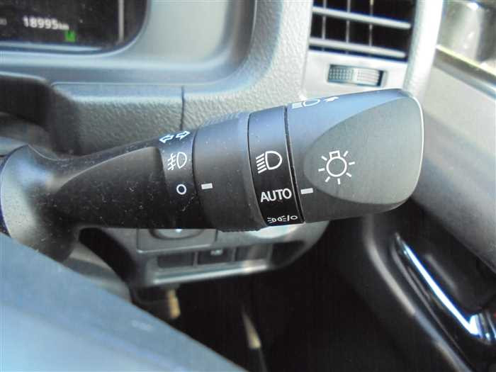 2022 Toyota Hiace Wagon TRH214W (UW-69ad001ff2f7d)[24]