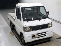 2000 Mitsubishi Minicab Truck U62T