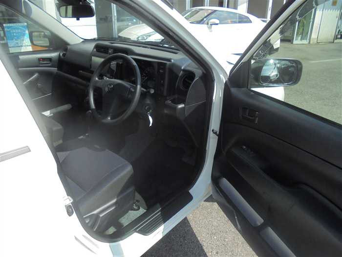 2020 Toyota Probox NHP160V (UW-69426921db1fe)[9]