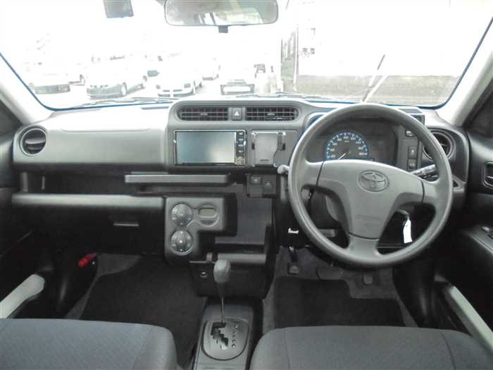 2020 Toyota Probox NHP160V (UW-69426921db1fe)[16]