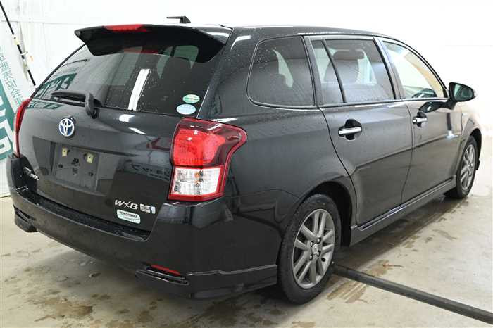 2014 Toyota Corolla Fielder DAA-NKE165G (UW-6981ac55bfb93)[1]