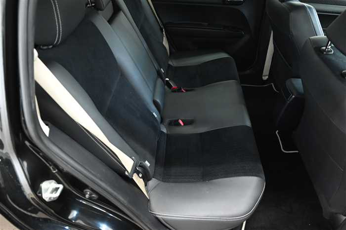 2014 Toyota Corolla Fielder DAA-NKE165G (UW-6981ac55bfb93)[9]