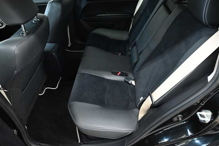 2014 Toyota Corolla Fielder DAA-NKE165G (UW-6981ac55bfb93)[12]