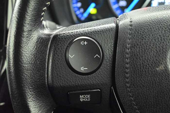 2014 Toyota Corolla Fielder DAA-NKE165G (UW-6981ac55bfb93)[21]