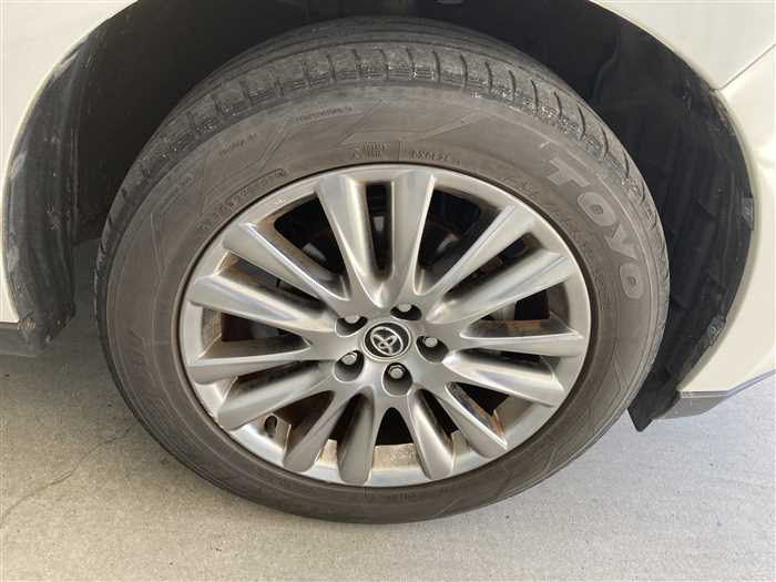 2015 Toyota Harrier DBA-ZSU60W (UW-695e110ba20c9)[7]