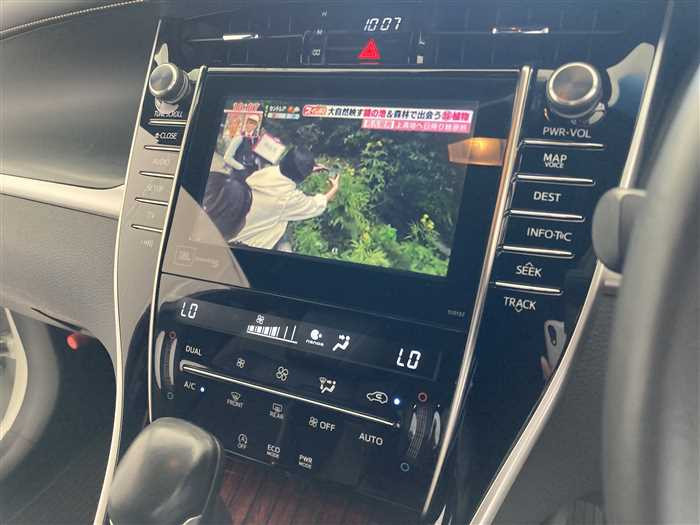 2015 Toyota Harrier DBA-ZSU60W (UW-695e110ba20c9)[22]