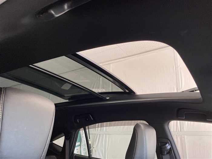 2015 Toyota Harrier DBA-ZSU60W (UW-695e110ba20c9)[23]