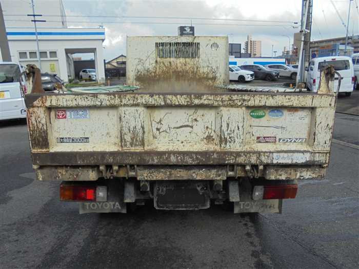 2018 Toyota Dyna Truck XZU620D (UW-69ad002ebd1e9)[12]