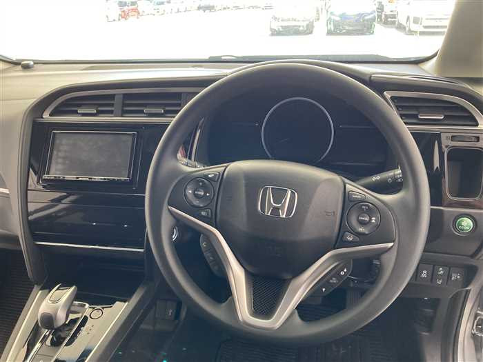 2020 Honda SHUTTLE HYBRID 6AA-GP7 (UW-694cf5f68cdad)[16]