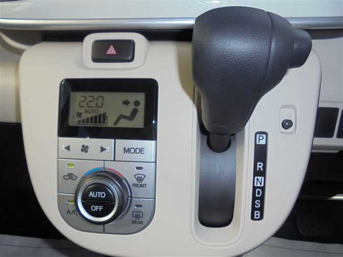 2020 Daihatsu Move Canbus LA800S (UW-69771e430e67f)[18]