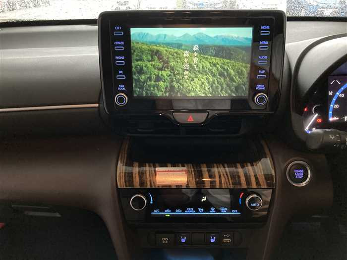 2021 Toyota Yaris Cross 5BA-MXPB10 (UW-694269024e4ee)[17]