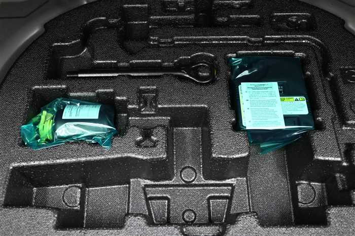 2023 Toyota Crown 5AA-TZSH35 (UW-6981ac6582f3f)[11]