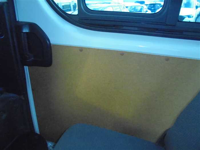 2020 Toyota Hiace Van GDH206V (UW-694cf5d9d0de0)[20]