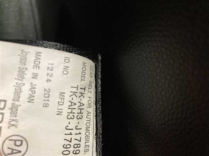 2019 Honda SHUTTLE HYBRID DAA-GP7 (UW-69a693dba658a)[24]