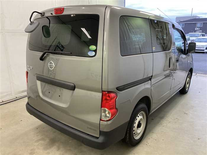 2020 Nissan NV200 Vanette DBF-VM20 (UW-6981ac32a7e59)[1]